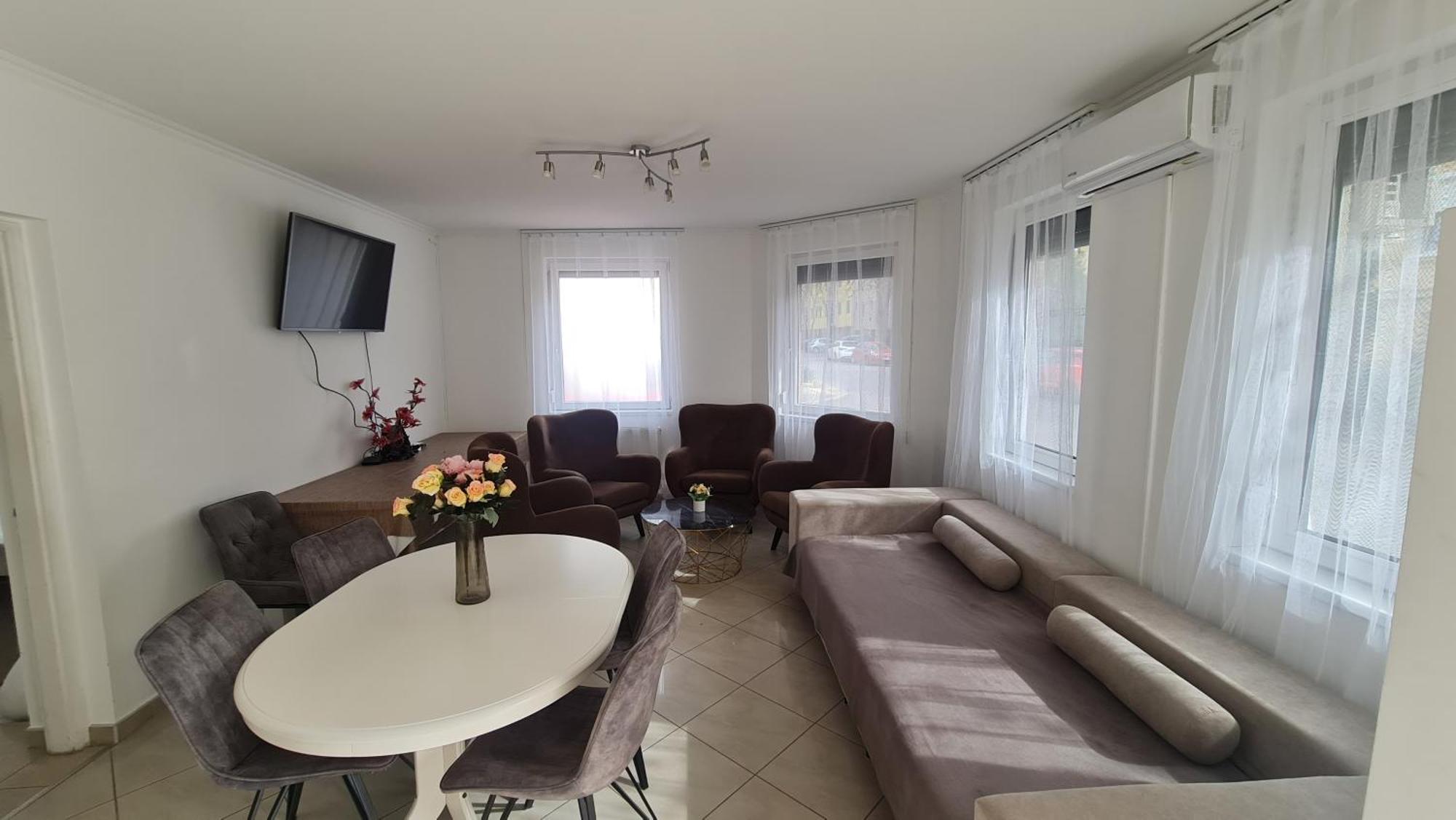 Tulipan Apartman Szeged Exterior photo